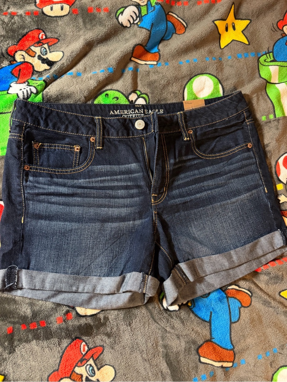 NEW American Eagle Women’s Midi Rise Shorts-  12